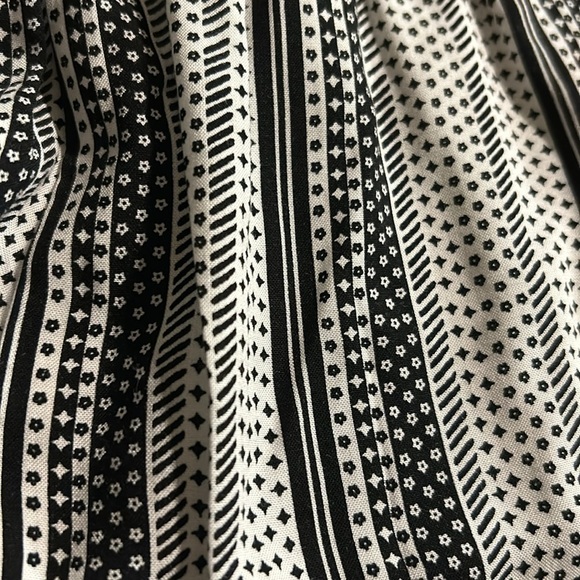 Divided by H&M Romper | SIZE 6 - Picture 4 of 4